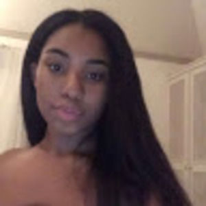 Meet your Posher, Abigail